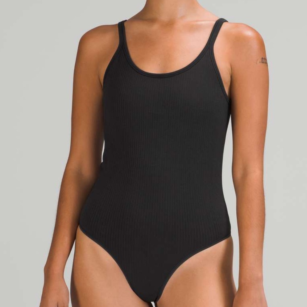 Lululemon ebb to street bodysuit size 8 black